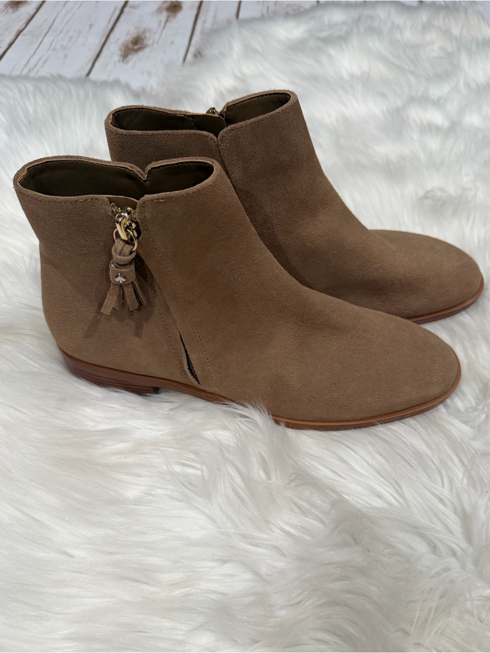 Kate Spade New York Suede Tassel Zip Ankle Booties Beige Tan Women's Size 8